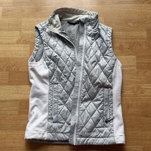 MARMOT Kitzbuhel Women's Quilted Vest Gray/White Zip-Up Size Medium EUC